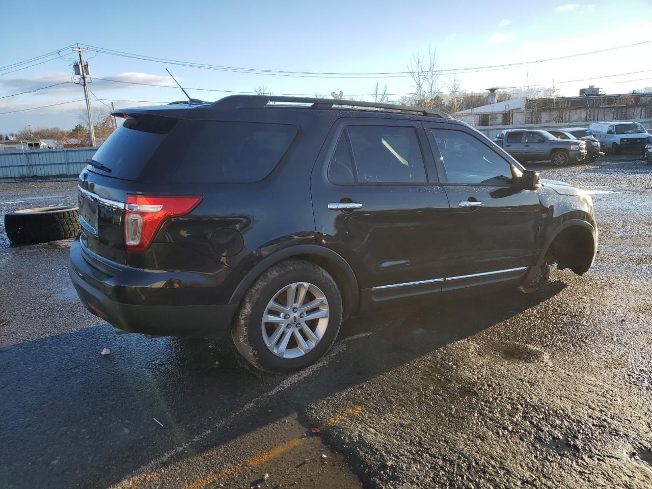 2014 Ford Explorer - Image 3