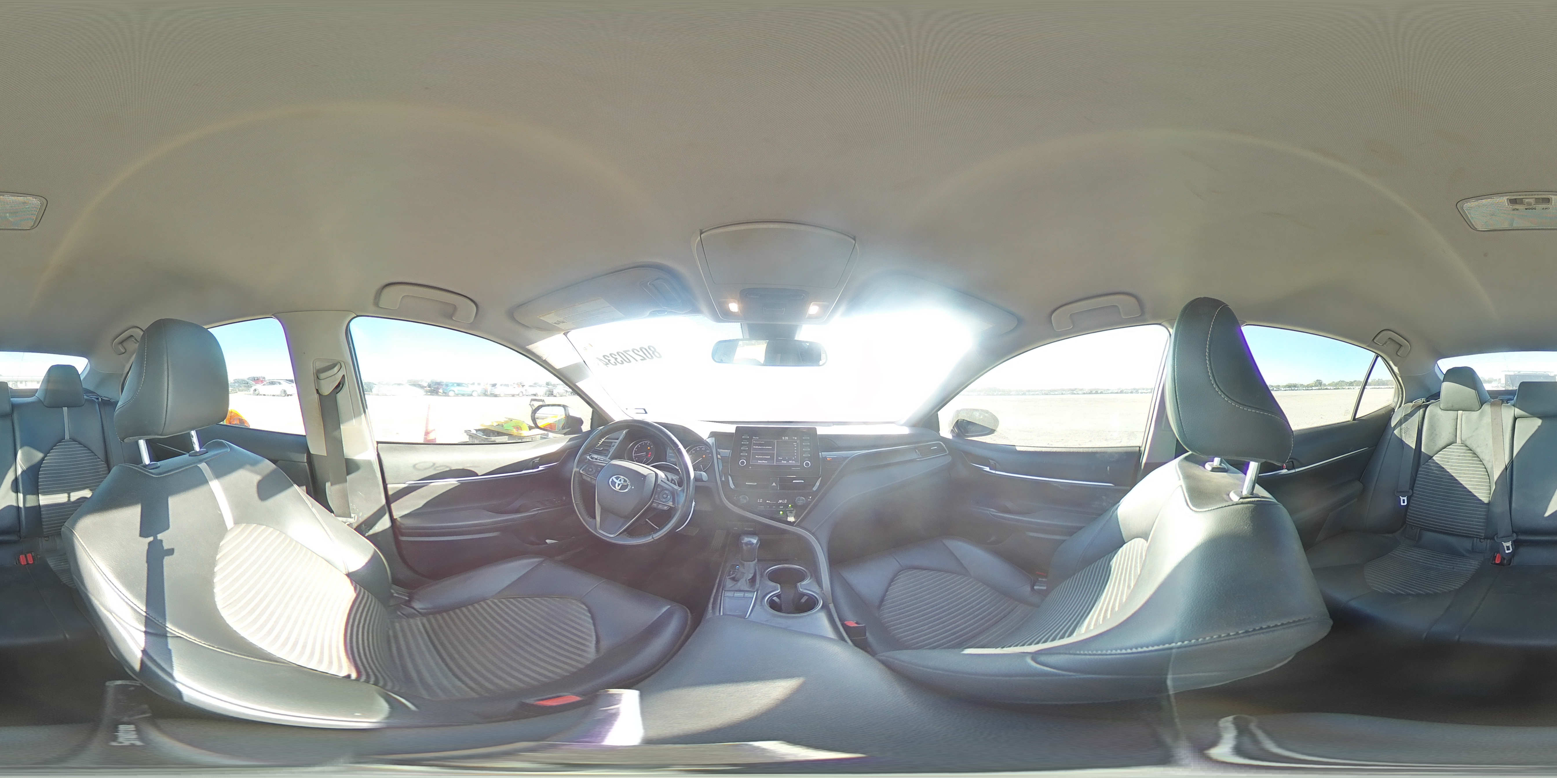 2022 Toyota Camry - Image 13