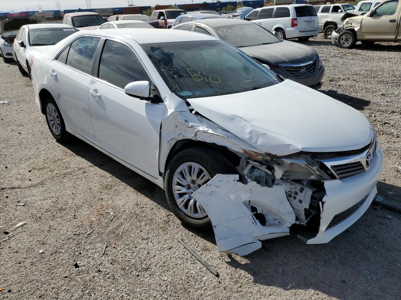 2014 Toyota Camry - Image 4