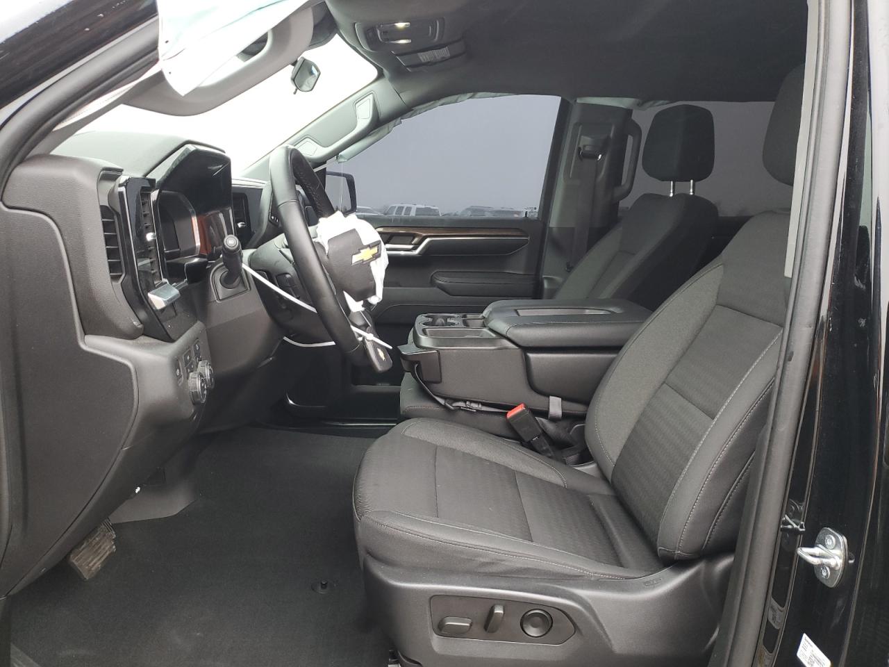 2023 Chevrolet Silverado - Image 7
