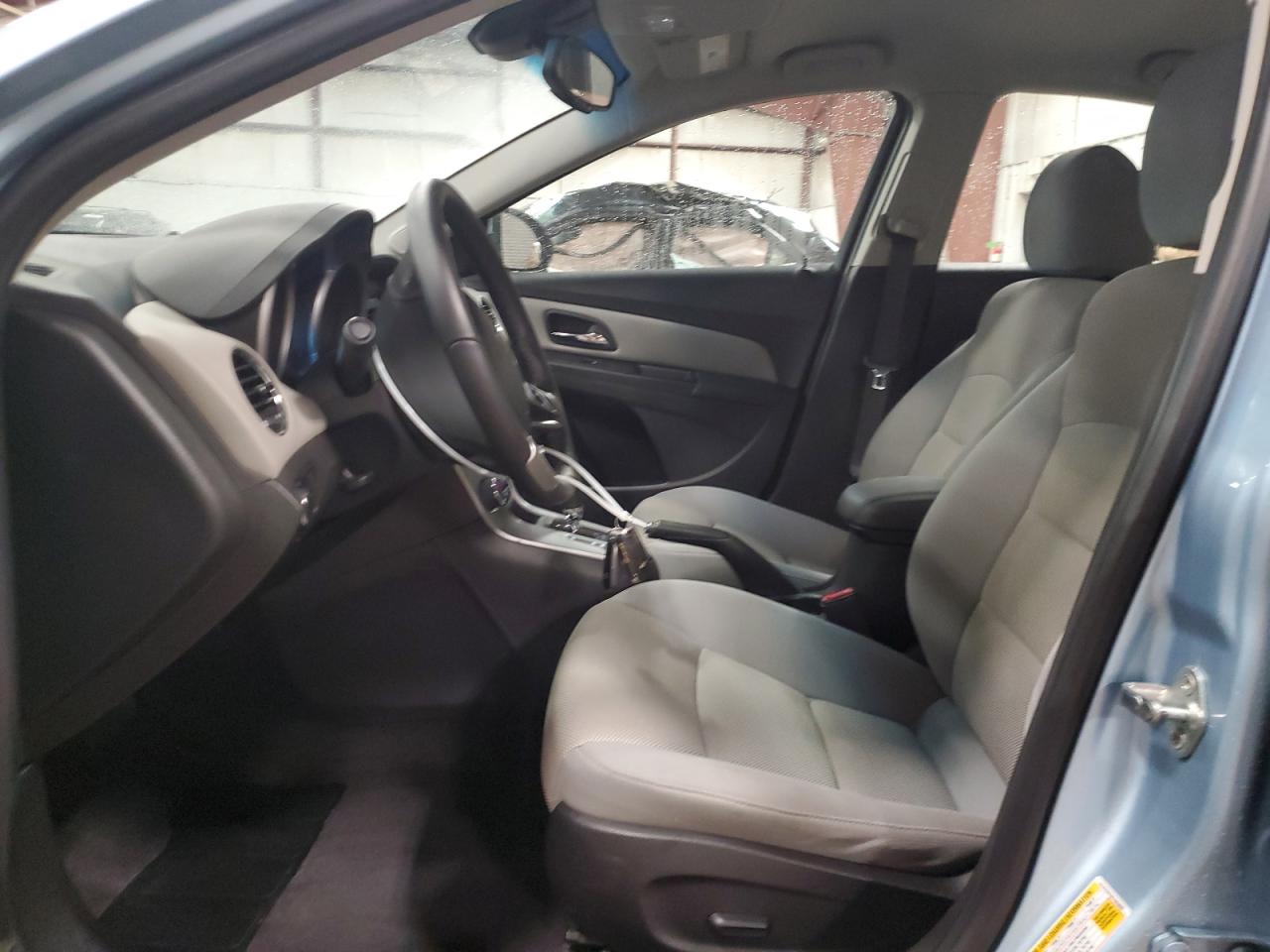 2012 Chevrolet Cruze - Image 7