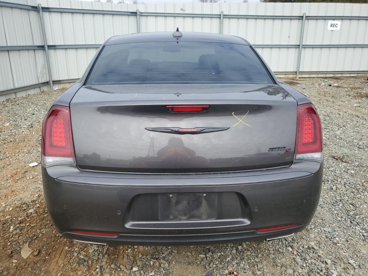 2021 Chrysler 300 - Image 6
