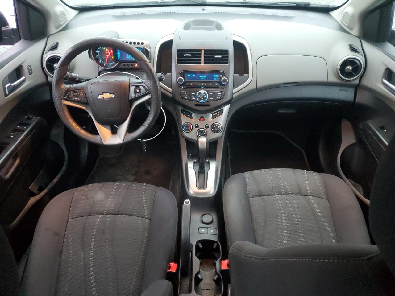 2014 Chevrolet Sonic - Image 8