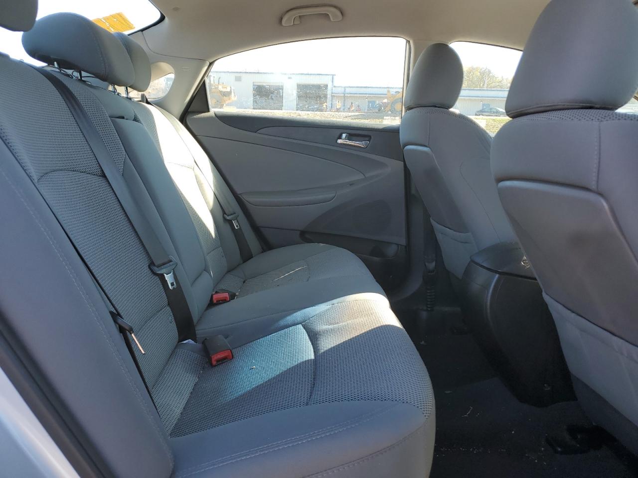 2014 Hyundai Sonata - Image 10
