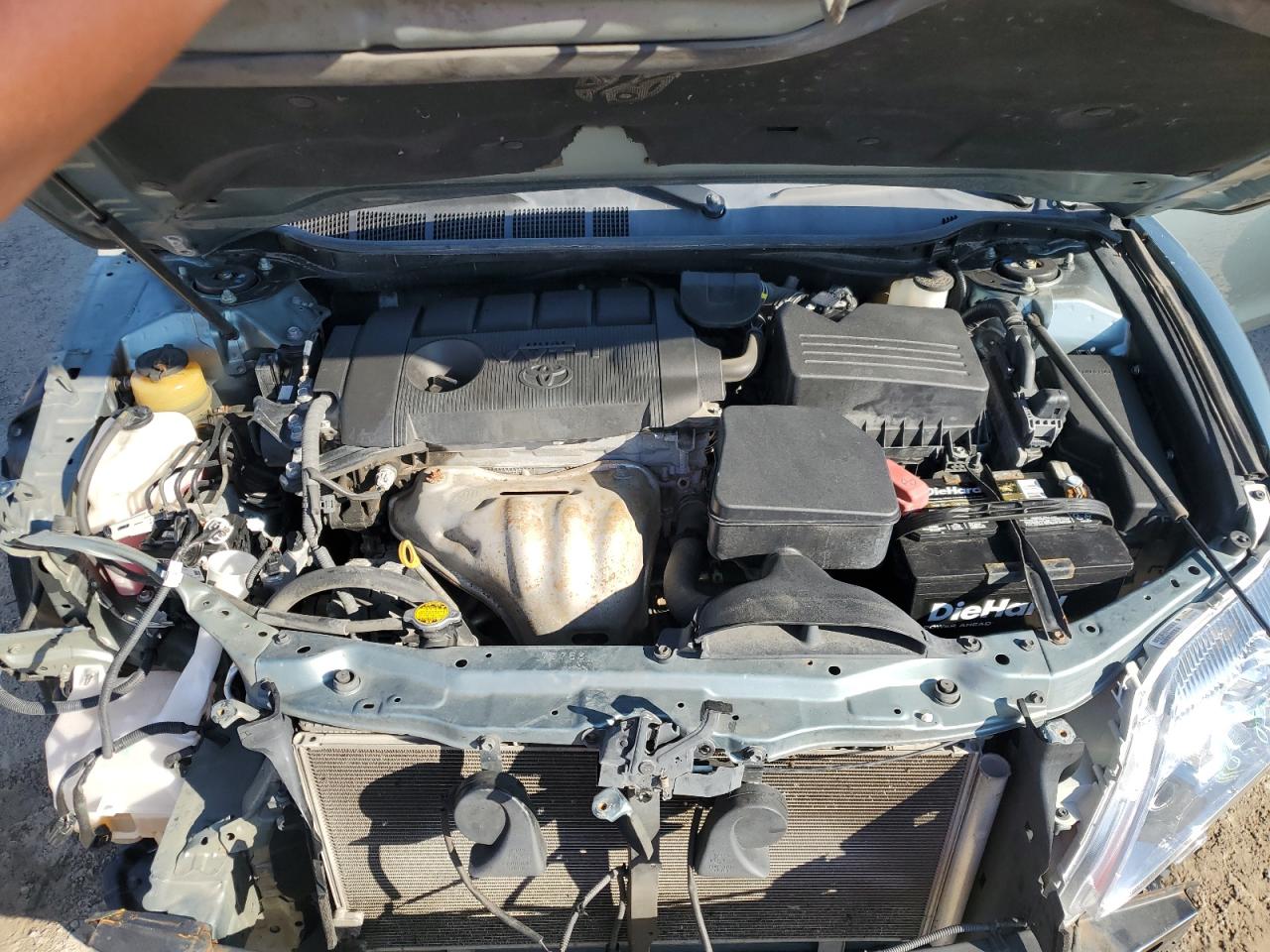 2011 Toyota Camry - Image 11