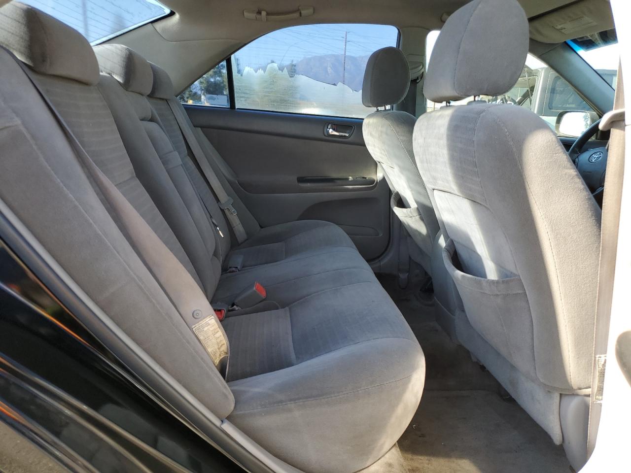 2006 Toyota Camry - Image 10