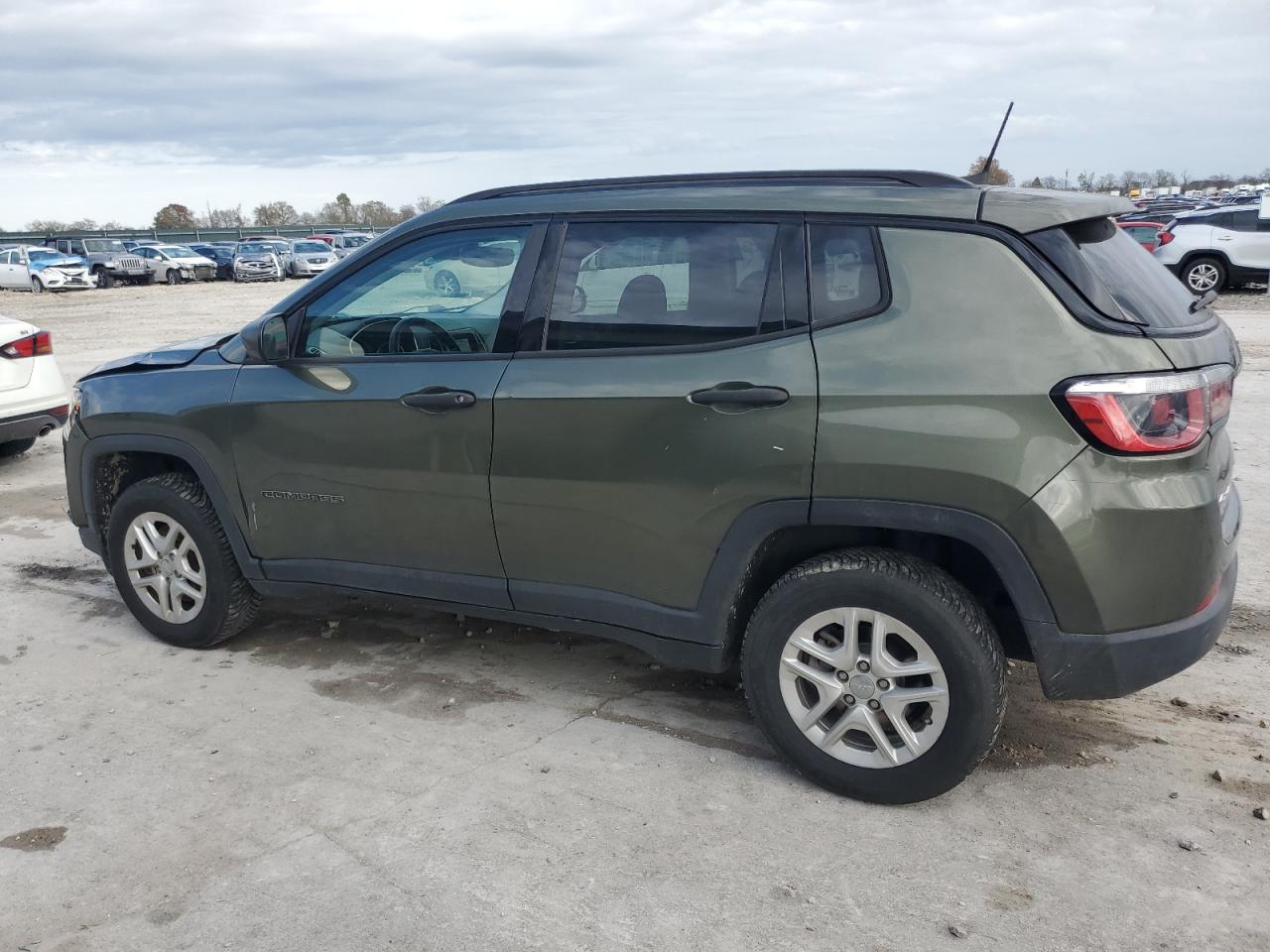 2018 Jeep Compass - Image 2