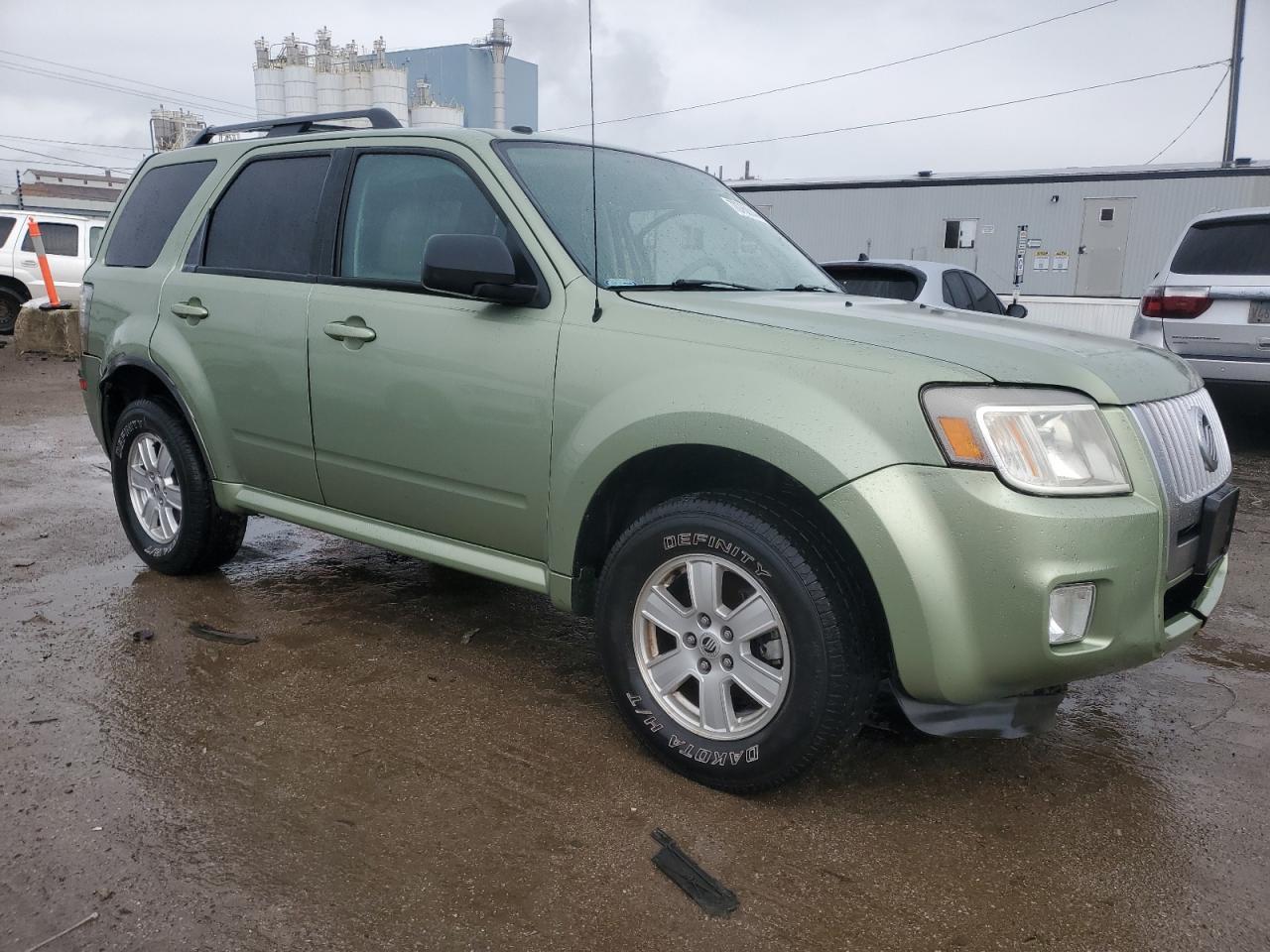 2010 Mercury Mariner - Image 4