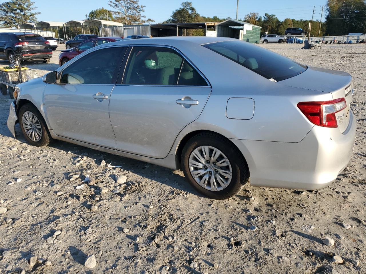 2014 Toyota Camry - Image 2