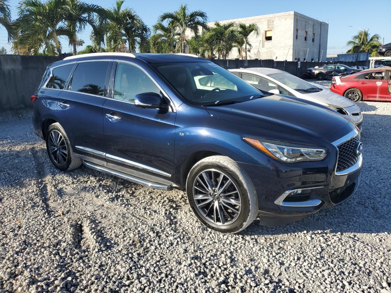 2018 Infiniti QX60 - Image 4