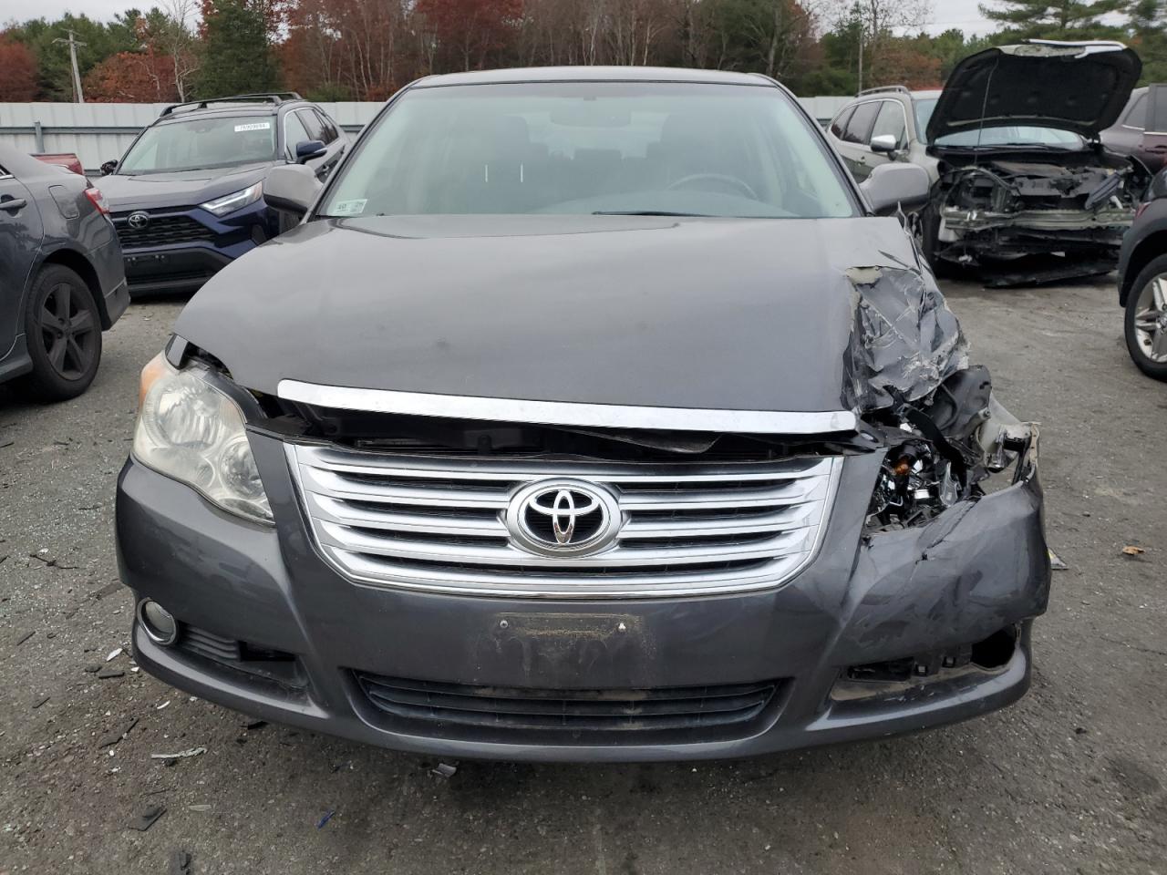 2008 Toyota Avalon - Image 5
