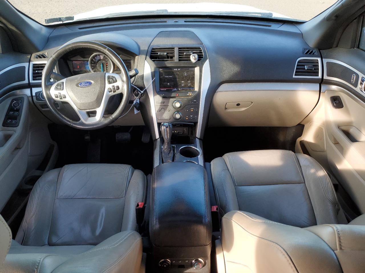 2013 Ford Explorer - Image 8