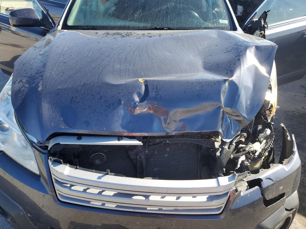 2014 Subaru Outback - Image 12