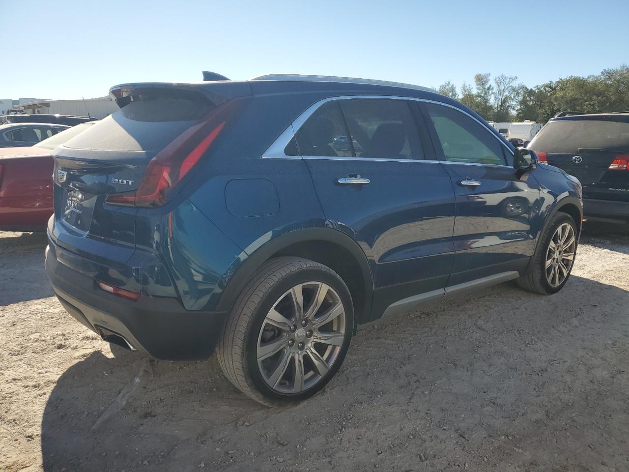 2019 Cadillac XT4 - Image 3