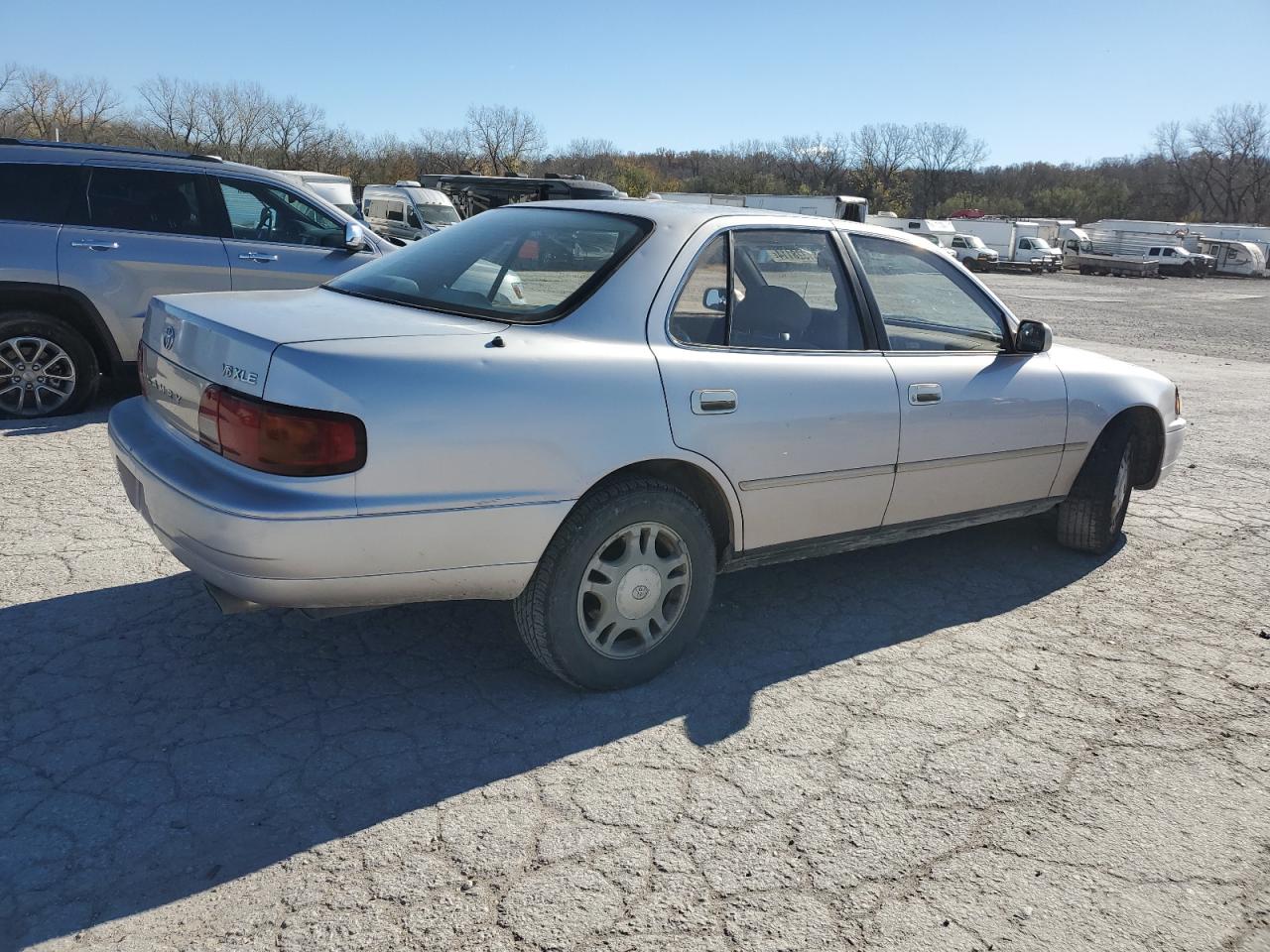 1995 Toyota Camry Xle VIN: 4T1GK13E2SU079507 Lot: 81328114