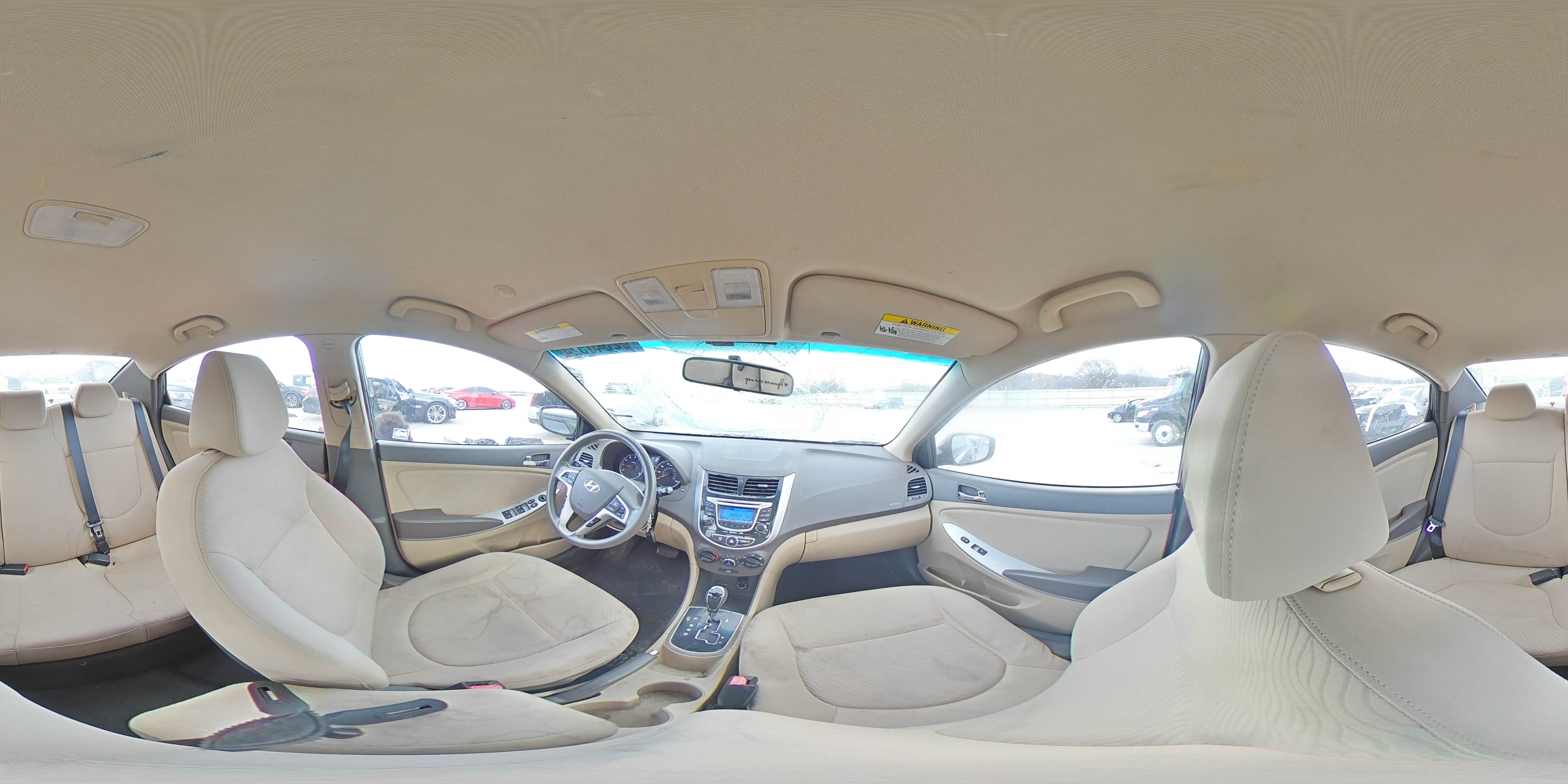 2013 Hyundai Accent - Image 12
