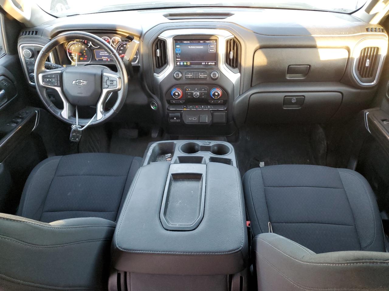 2022 Chevrolet Silverado - Image 8