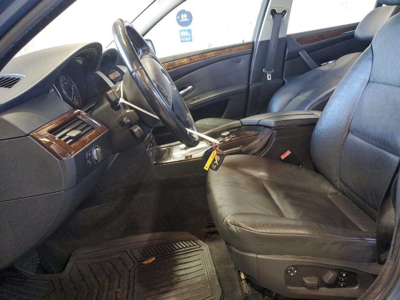 2010 BMW 5er - Image 7