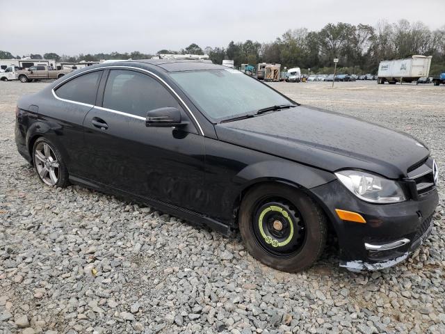  MERCEDES-BENZ C-CLASS 2015 Черный