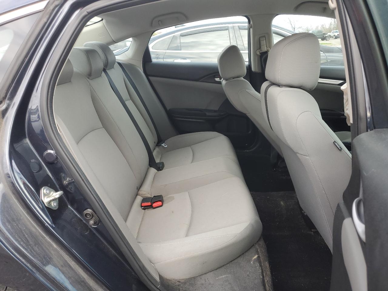2016 Honda Civic - Image 10