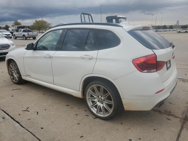  BMW X1 2015 Белы