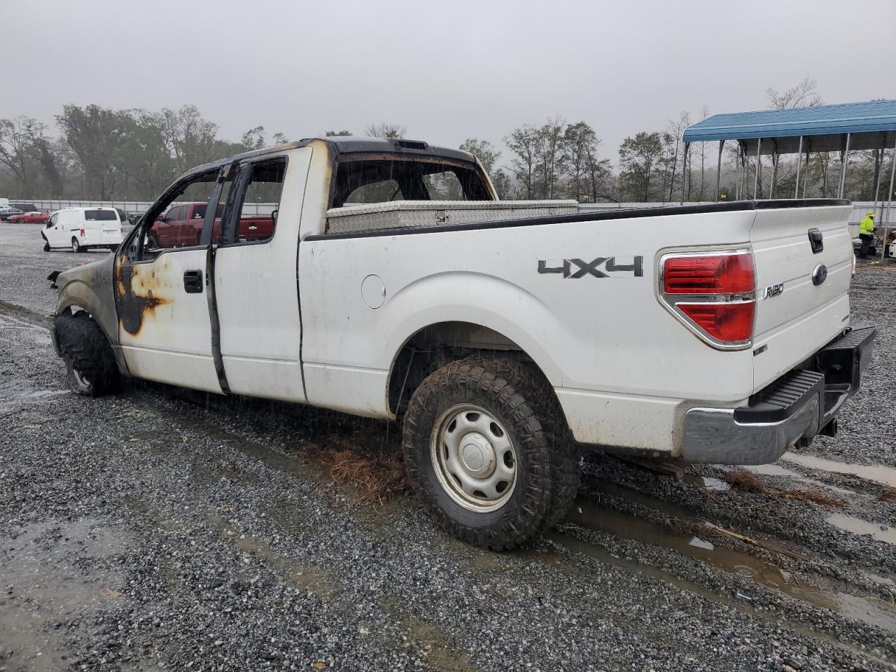 2013 Ford F-150 - Image 2