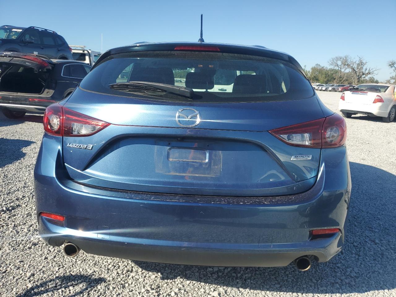 2018 Mazda 3 - Image 6