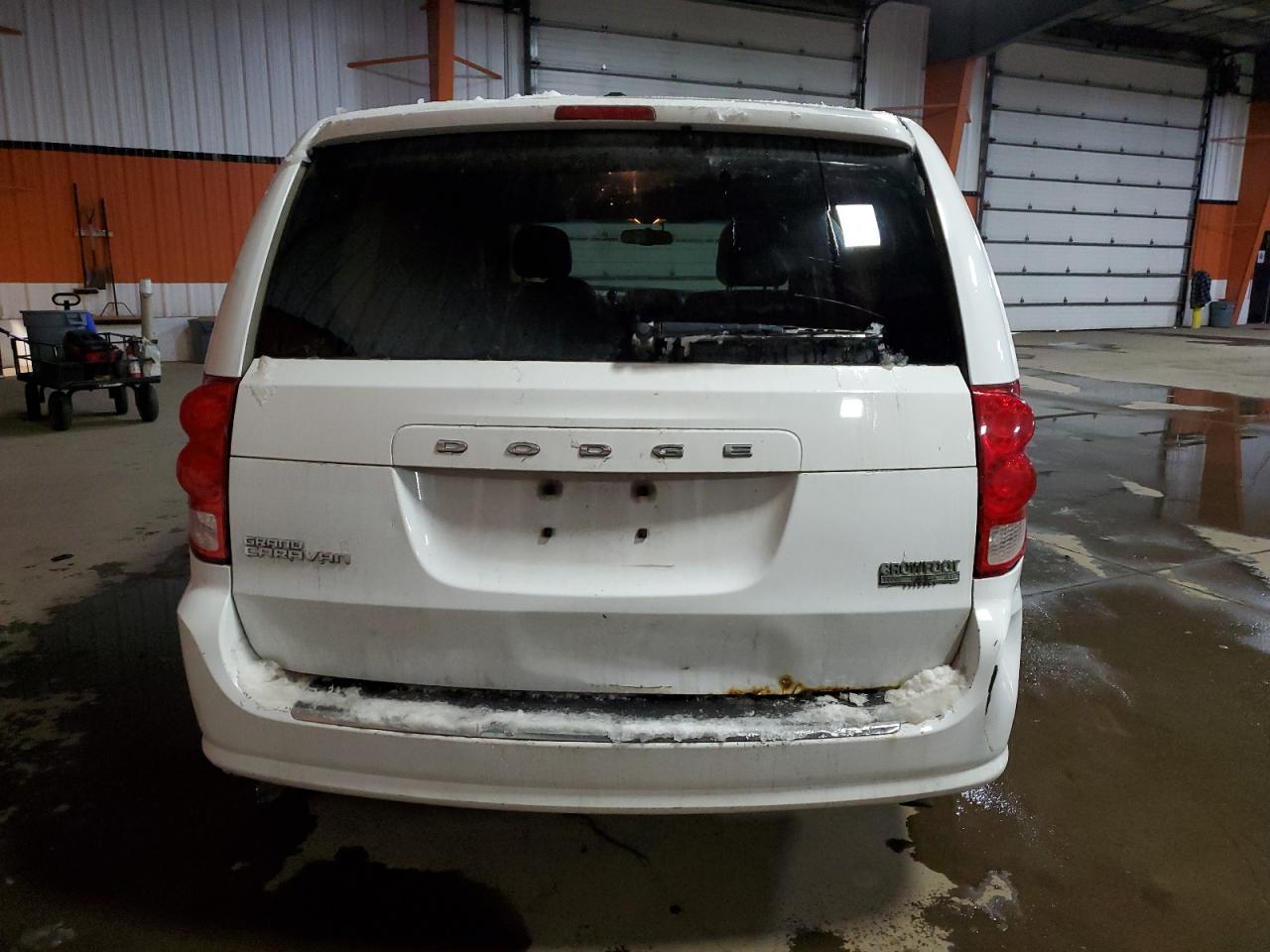 2014 Dodge Caravan - Image 6