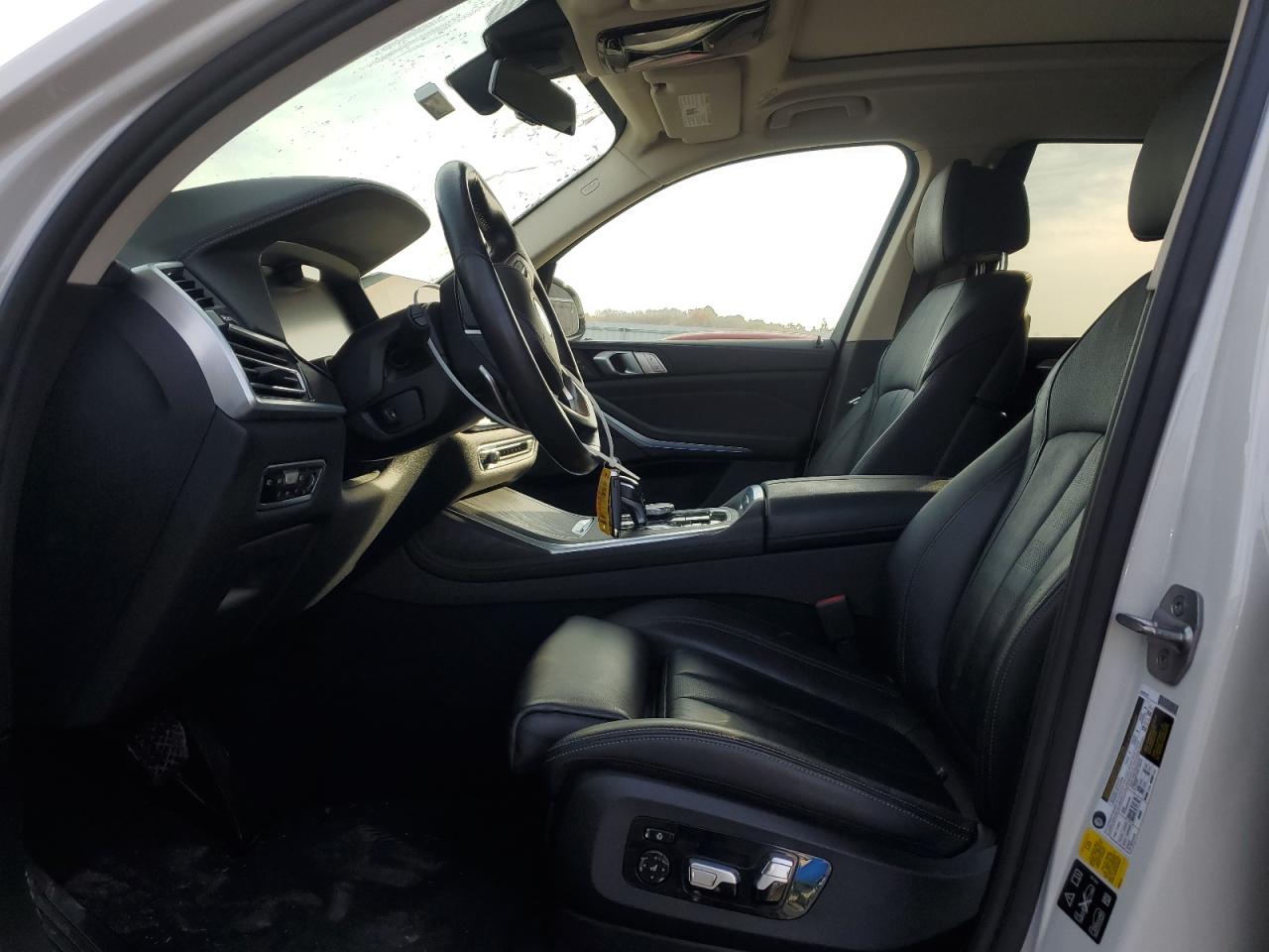 2020 BMW X7 - Image 7