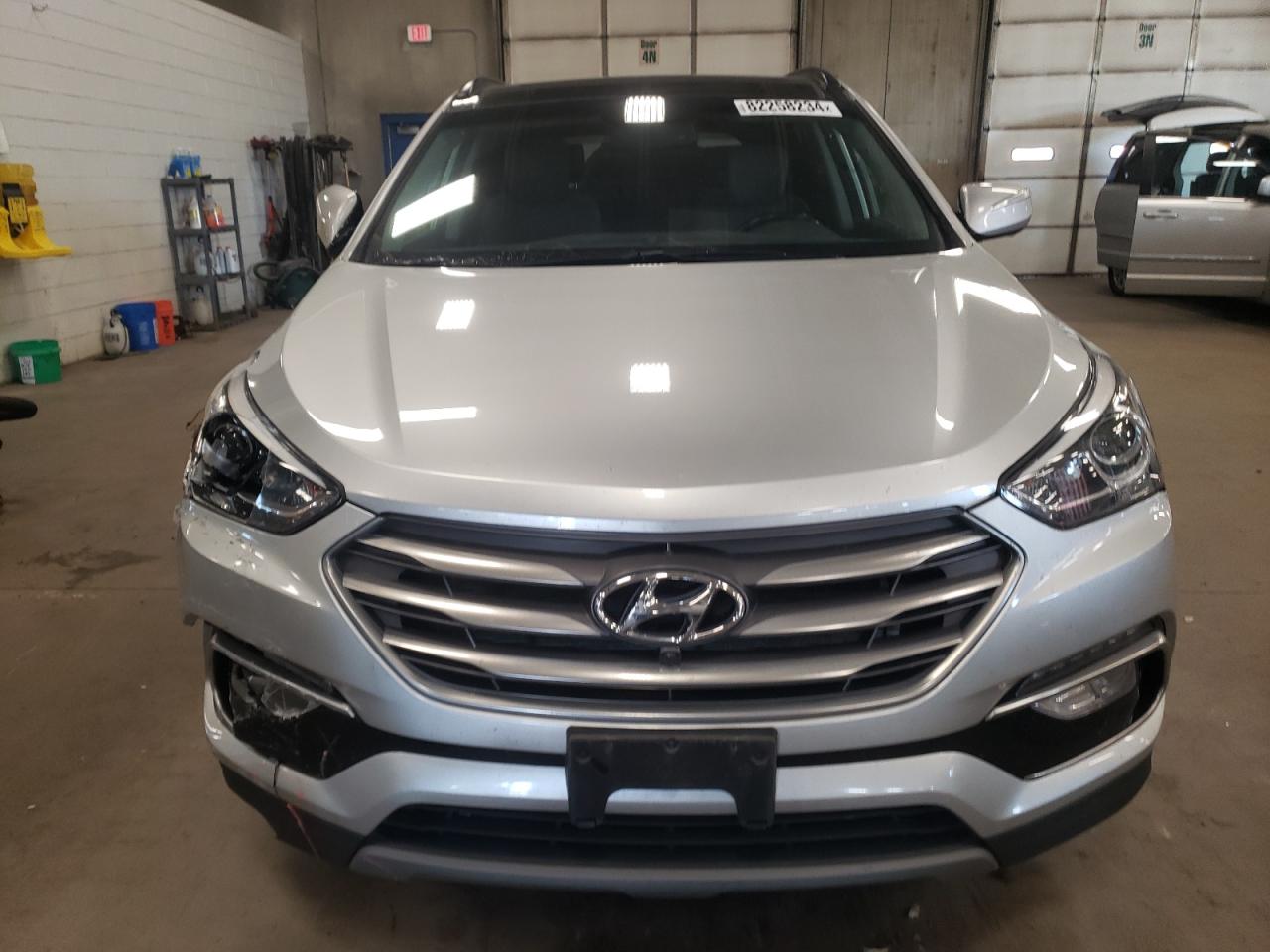 2018 Hyundai Santa Fe - Image 5