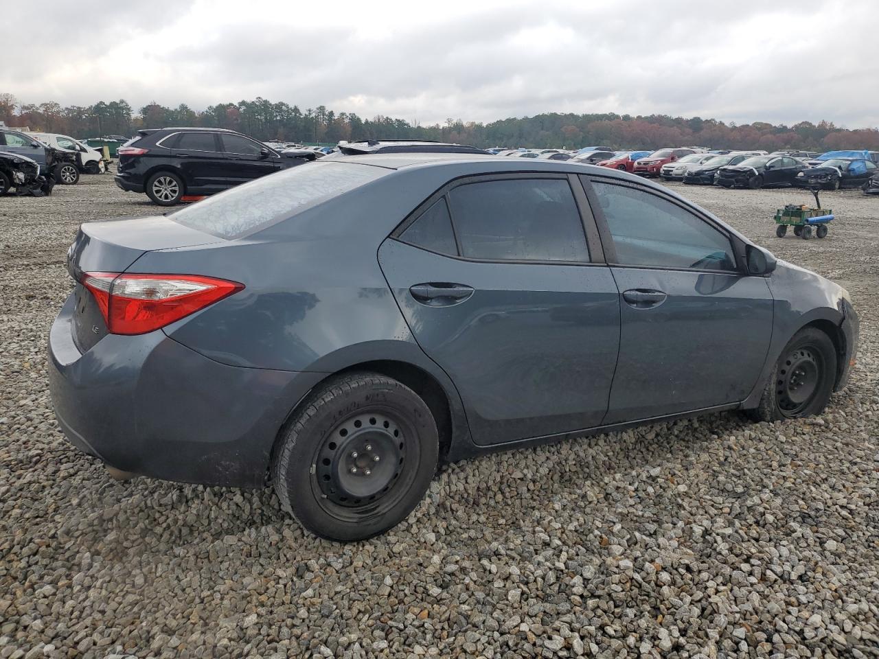 VIN 2T1BURHE3FC442402 2015 TOYOTA COROLLA no.3