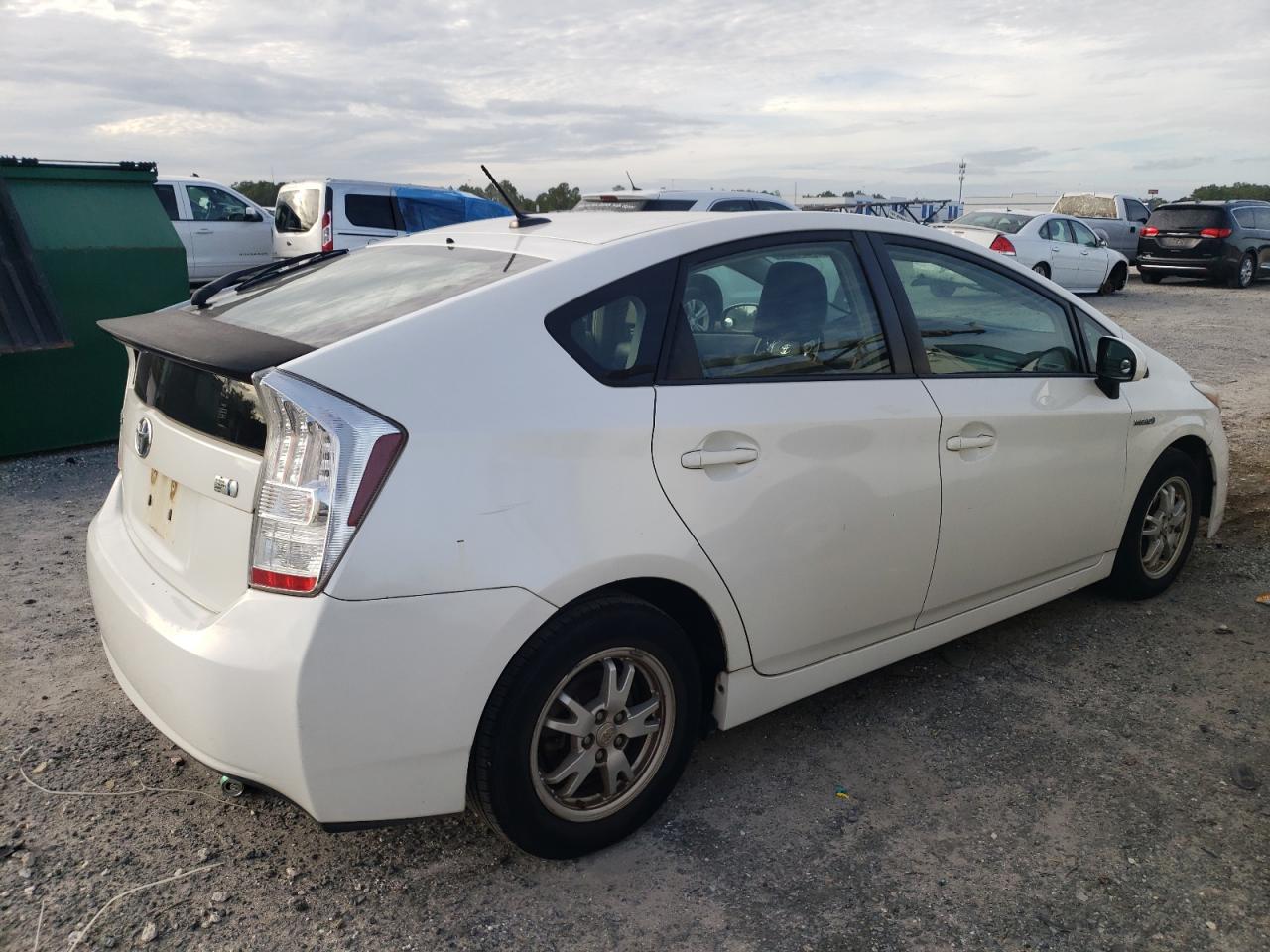 2010 Toyota Prius - Image 3