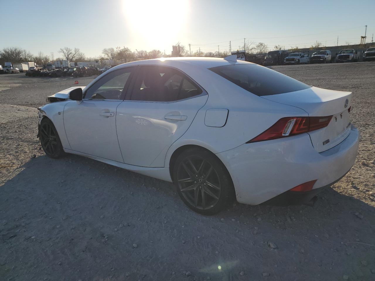 2015 Lexus IS - Image 2