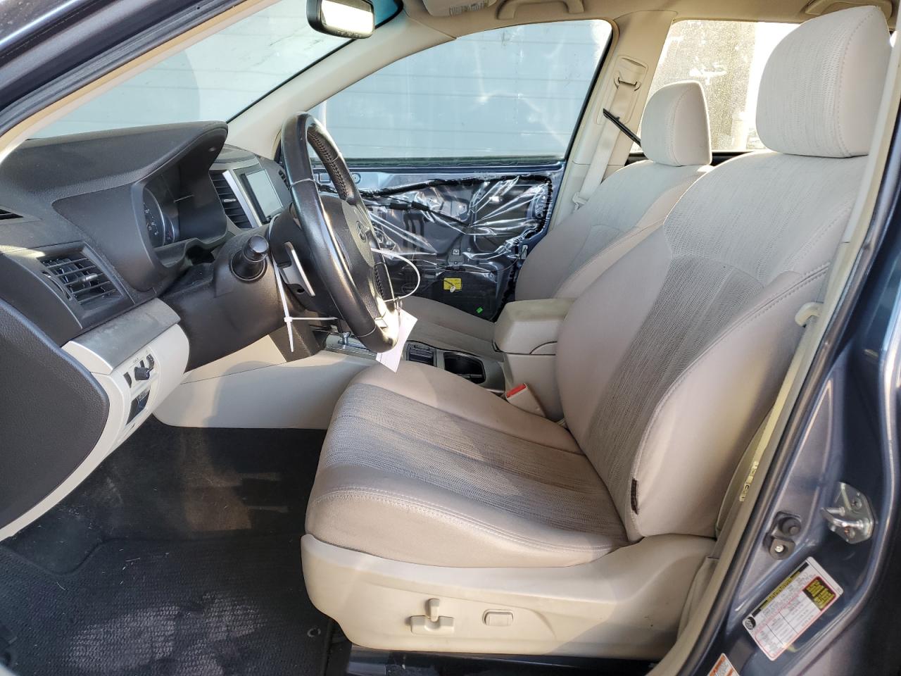 2013 Subaru Outback - Image 7