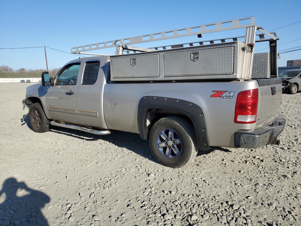 2008 GMC Sierra - Image 2