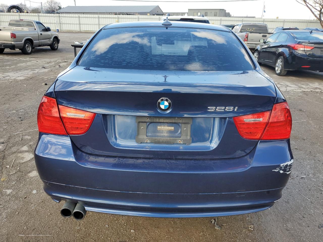 2011 BMW 328 Xi VIN: WBAPK7C58BF082520 Lot: 80619594