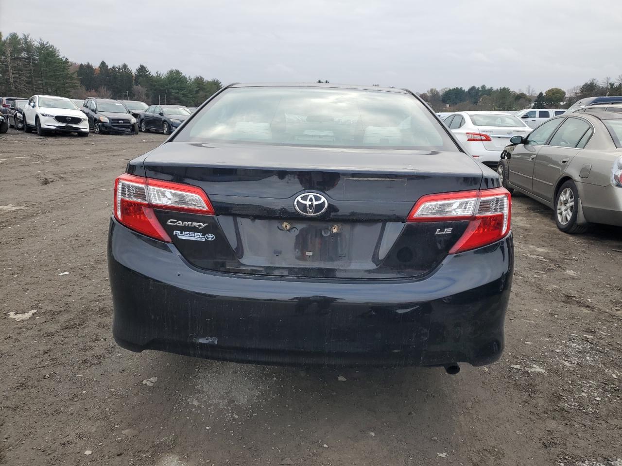 2014 Toyota Camry - Image 6
