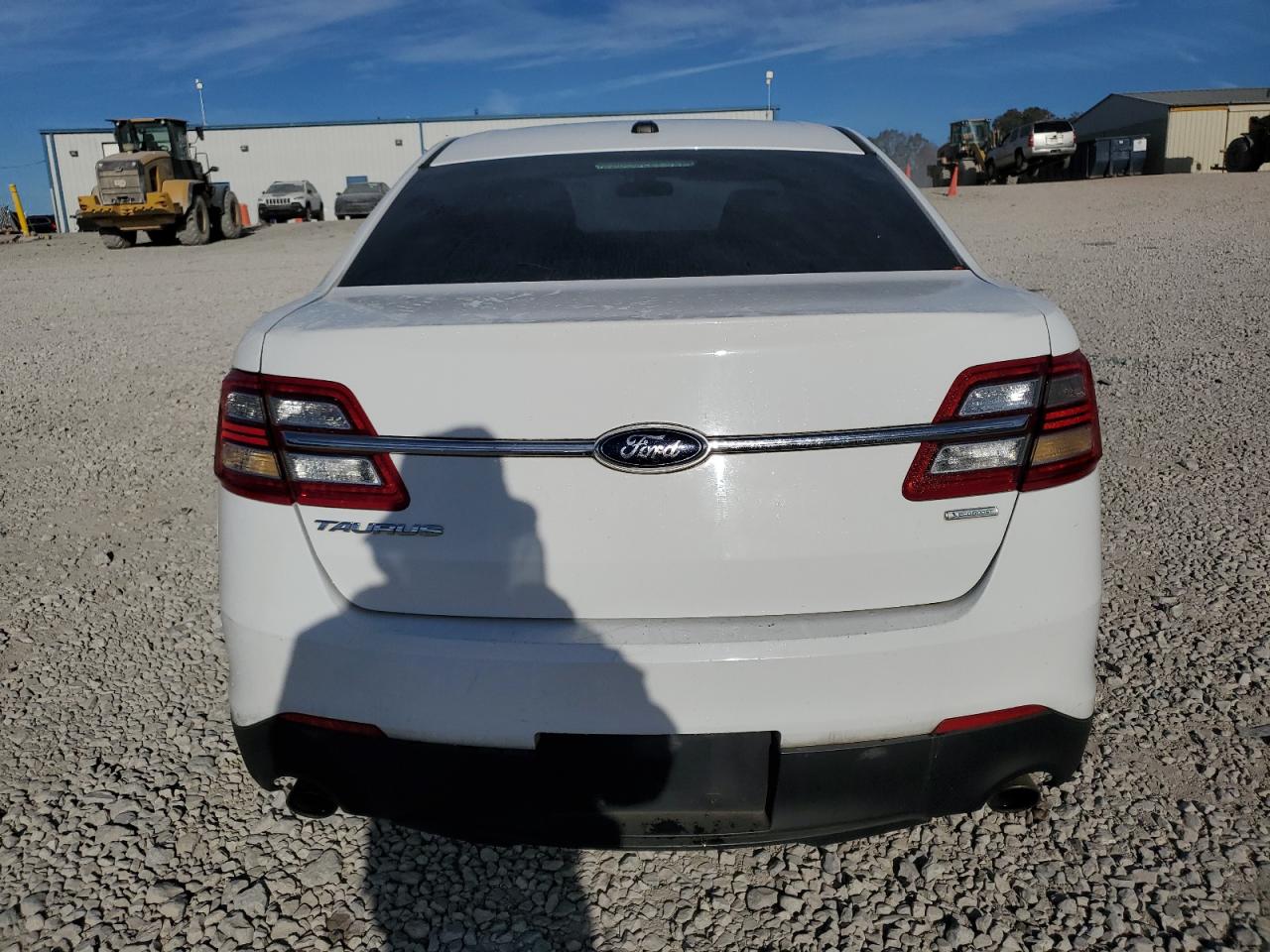 2013 Ford Taurus - Image 6