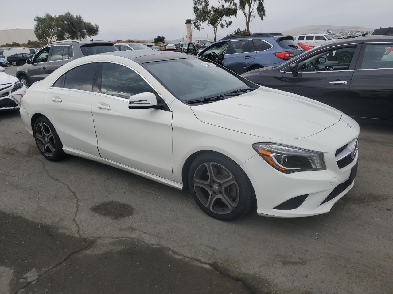 VIN WDDSJ4EB0EN119013 2014 MERCEDES-BENZ CLA-CLASS no.4