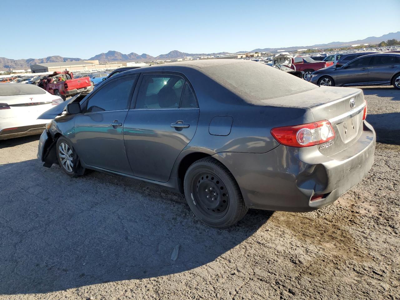 VIN 5YFBU4EE3DP161687 2013 TOYOTA COROLLA no.2