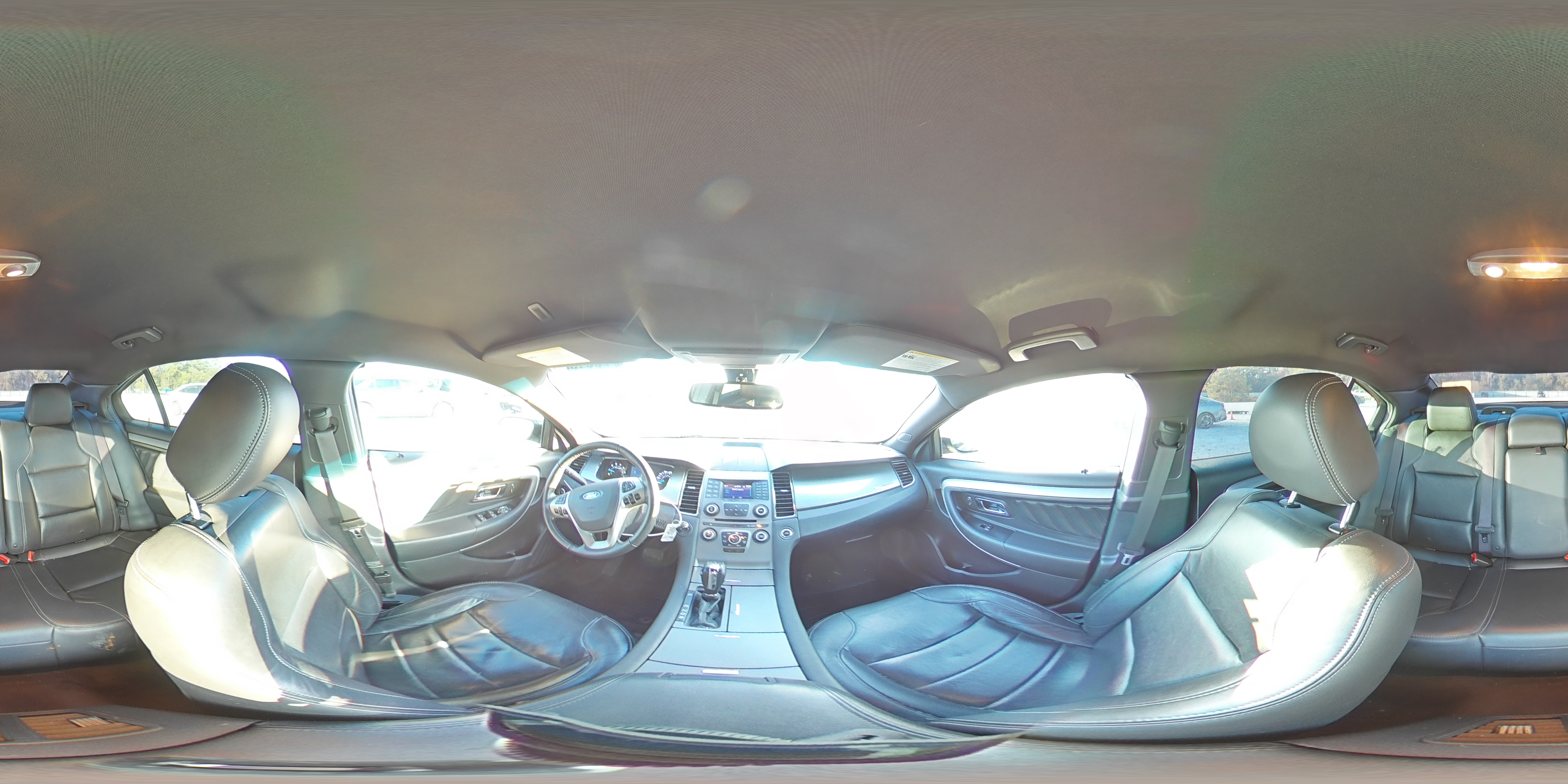 2016 Ford Taurus - Image 14