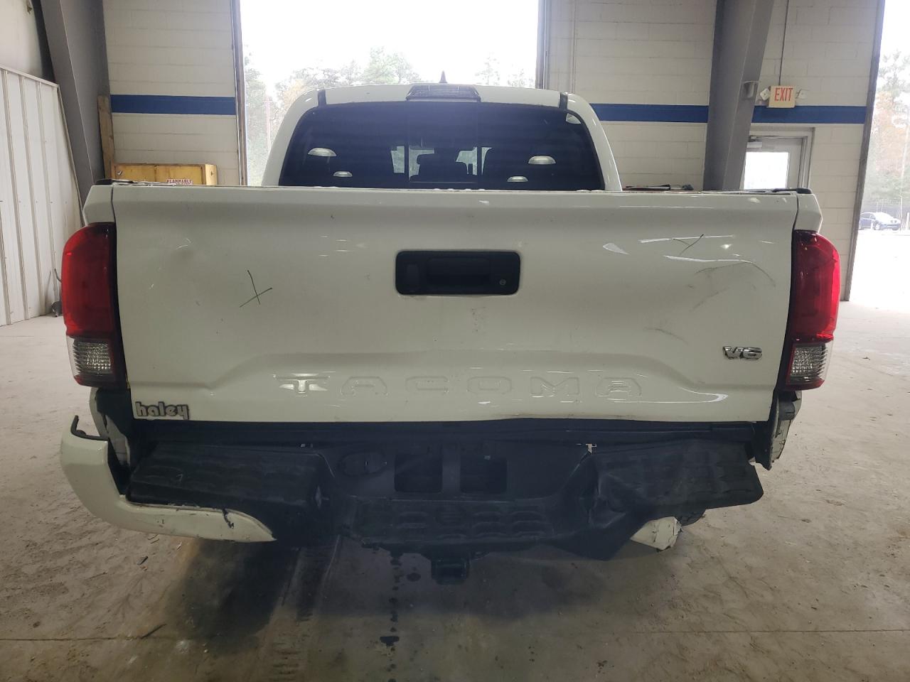 VIN 5TFCZ5AN3JX156651 2018 TOYOTA TACOMA no.6