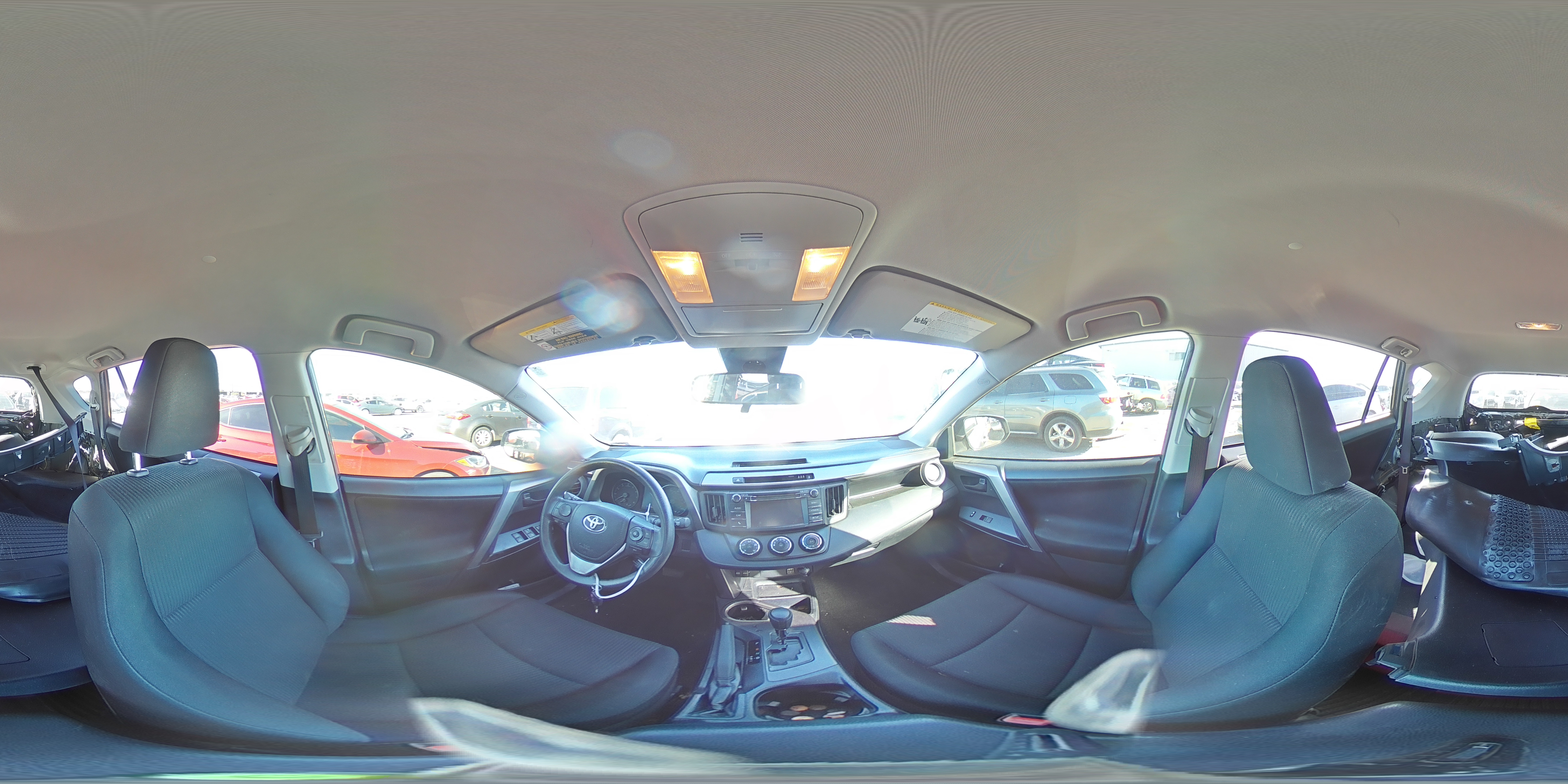2018 Toyota RAV 4 - Image 12