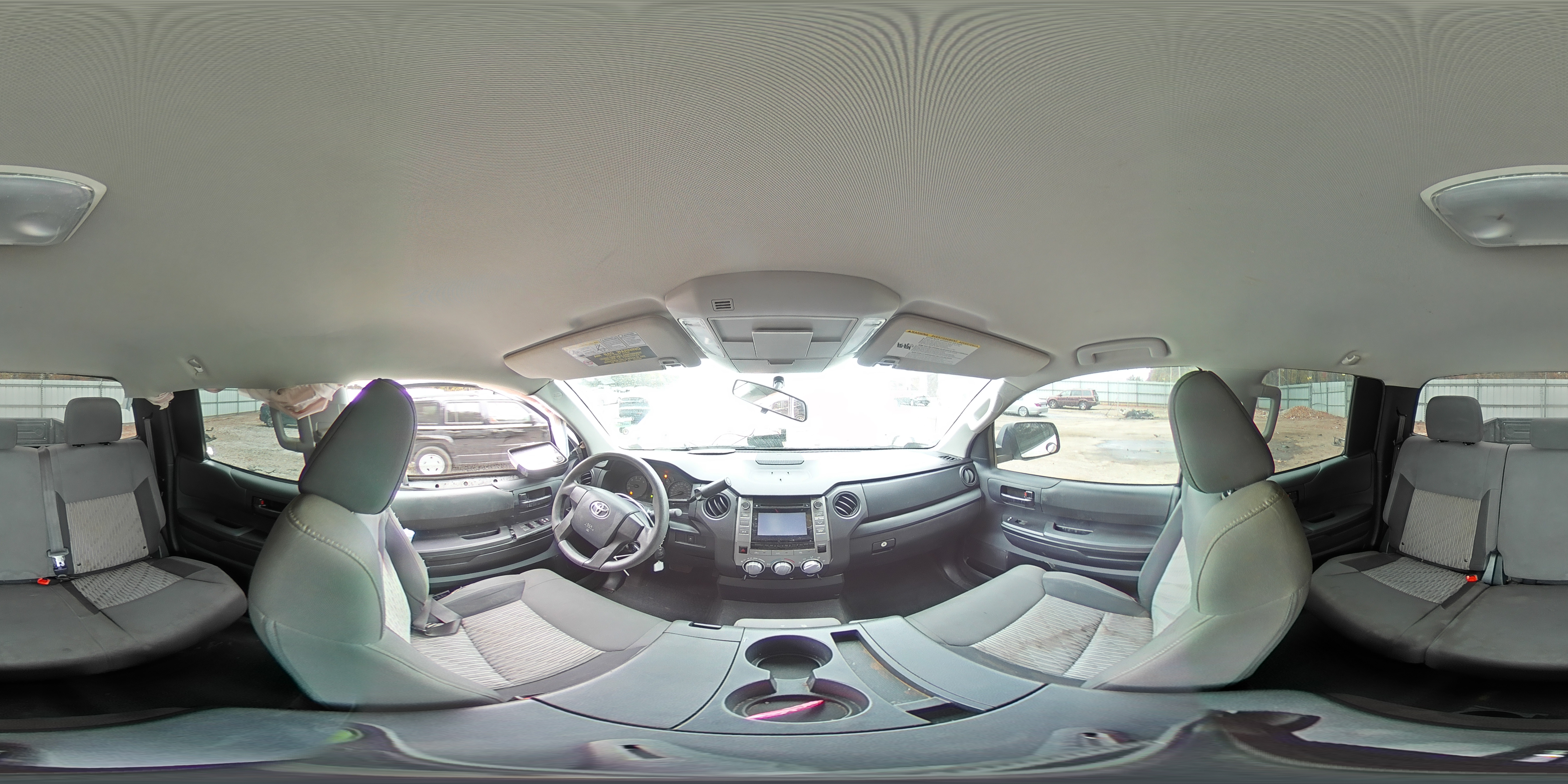 2014 Toyota Tundra - Image 14