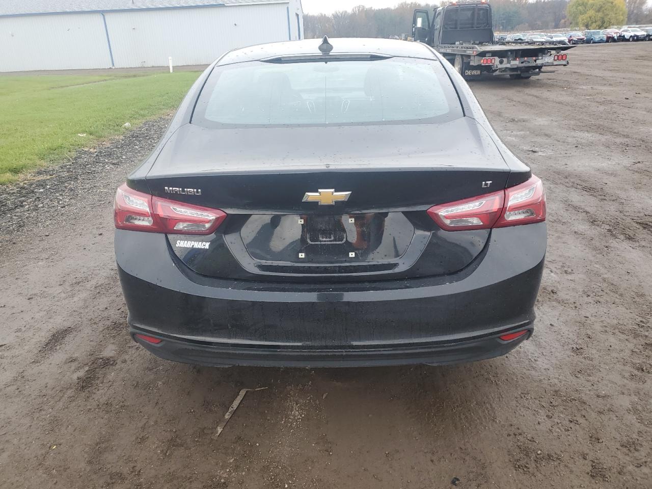 2022 Chevrolet Malibu - Image 6