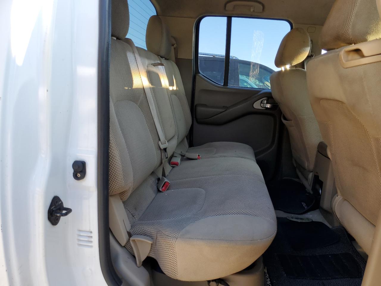 2007 Nissan Navara (Frontier) - Image 10