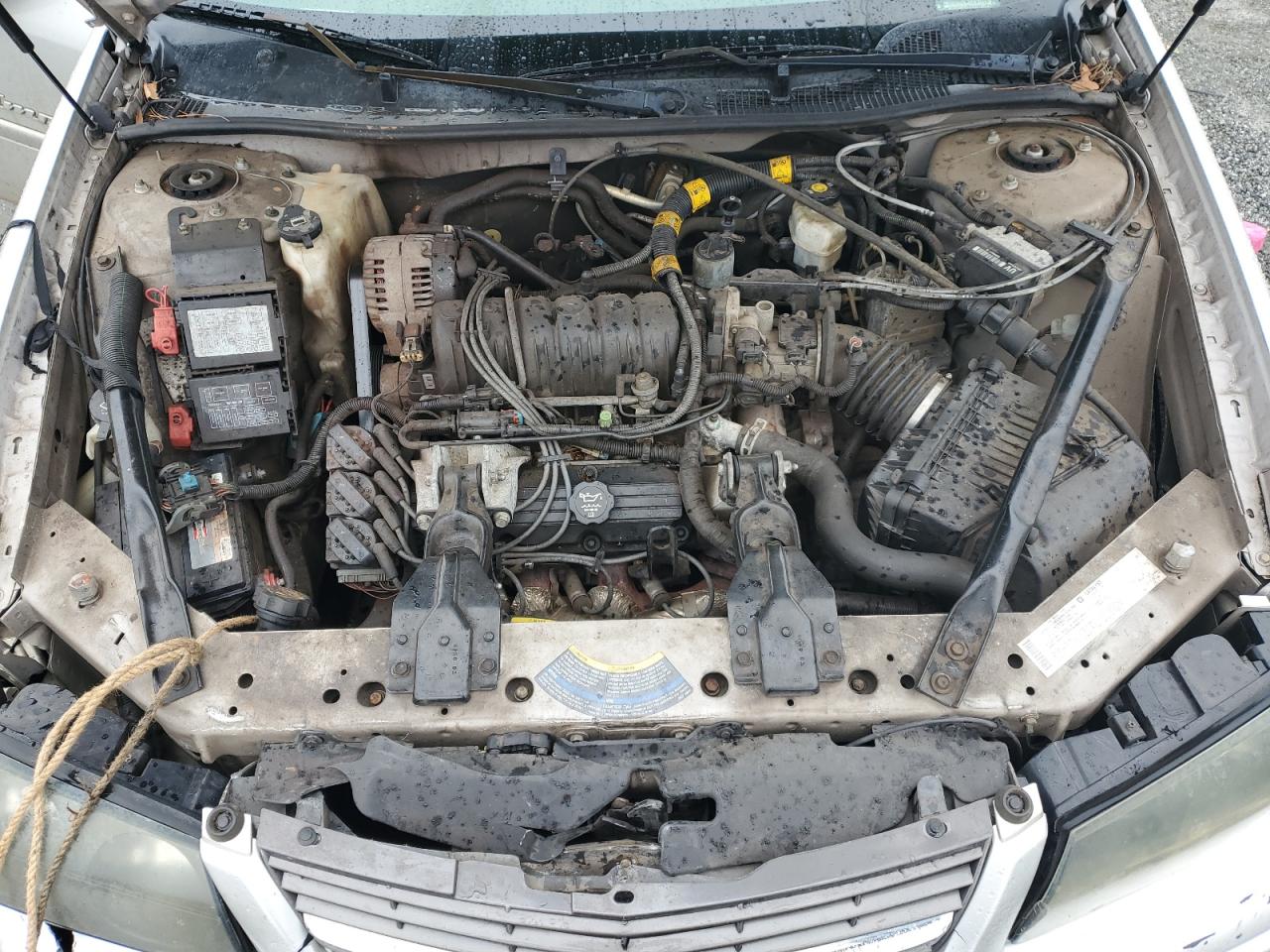 2004 Chevrolet Impala - Image 13