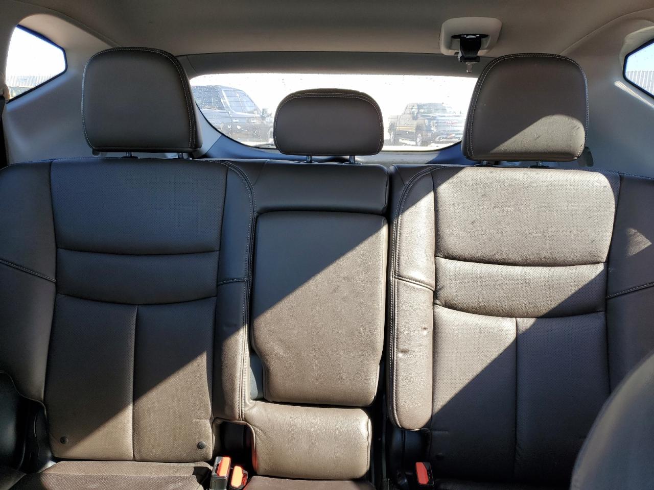 2015 Nissan Murano - Image 10