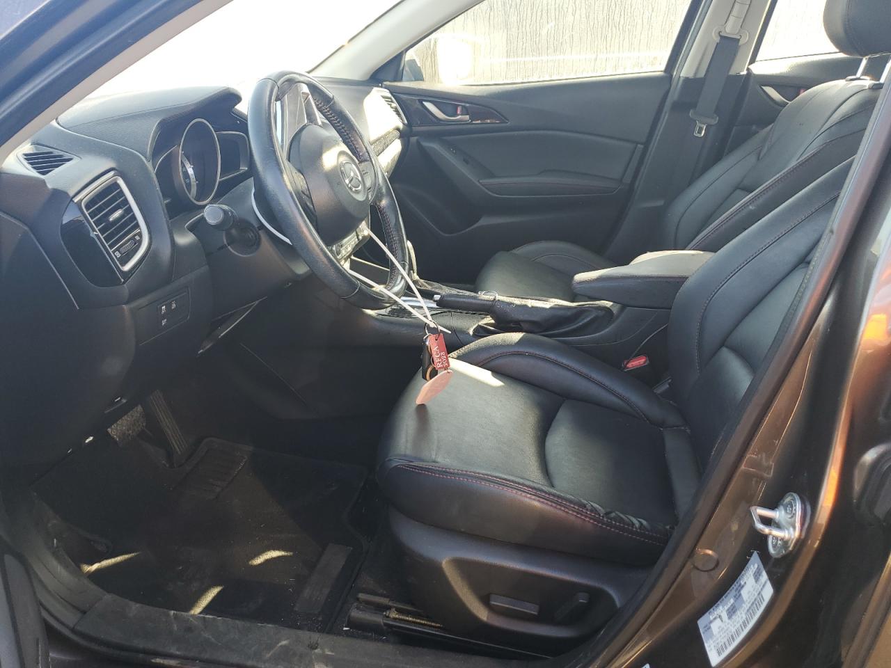 2015 Mazda 3 - Image 7