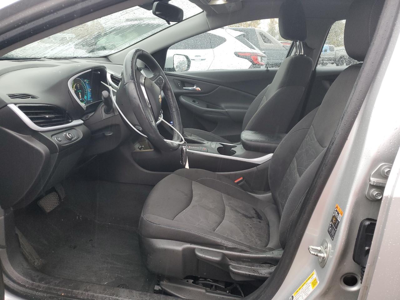 2017 Chevrolet Volt - Image 7